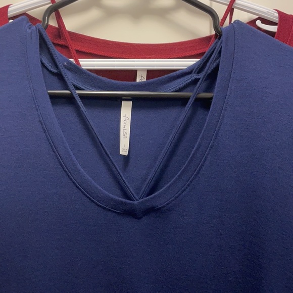 2 cute dresses to wear in the heat. - Picture 5 of 7